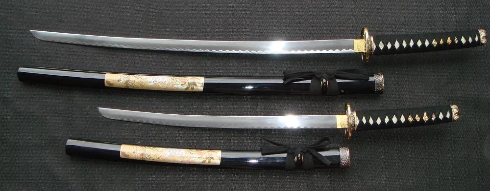 Katana et Wakizashi - Aïkido Entretien des Tenues et du Matériel - AIKIDO ESM